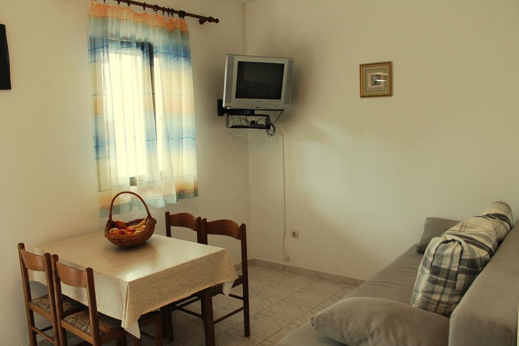 Apartment Lancek *
